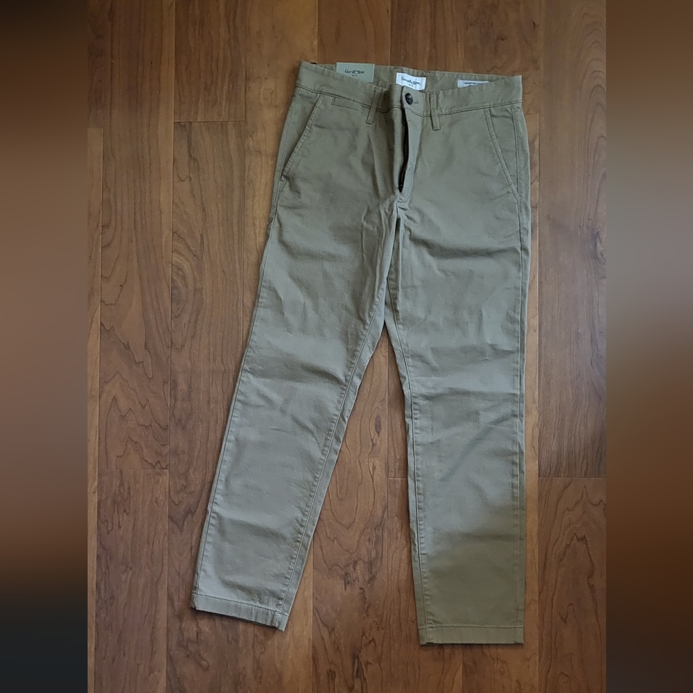 Men's Relaxed Fit Skinny Chino Pants - Goodfellow & Co Tan 29x28